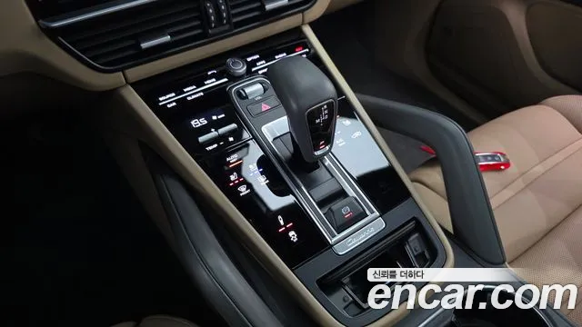 Porsche Cayenne 2021 — фото 9