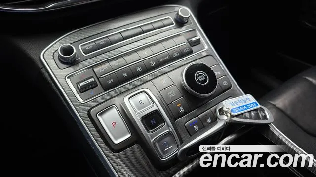 Hyundai Santafe 2021 — фото 12