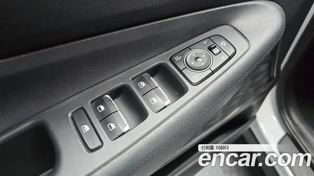 Hyundai Santafe 2021 — фото 20