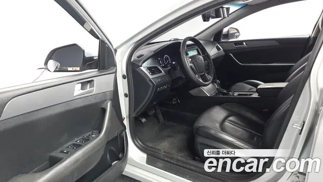 Hyundai Sonata 2016 — фото 10