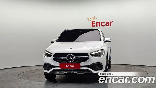 Mercedes-Benz GLA-Class 2021 — фото 3