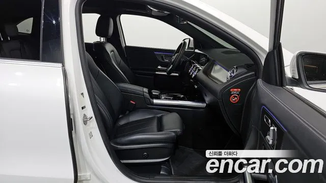 Mercedes-Benz GLA-Class 2021 — фото 11