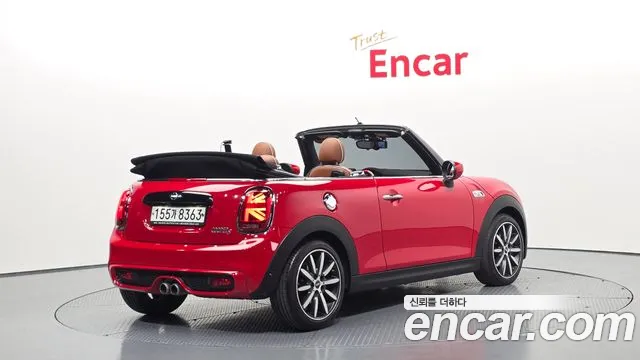 Mini Cooper Convertible 2020 — фото 2