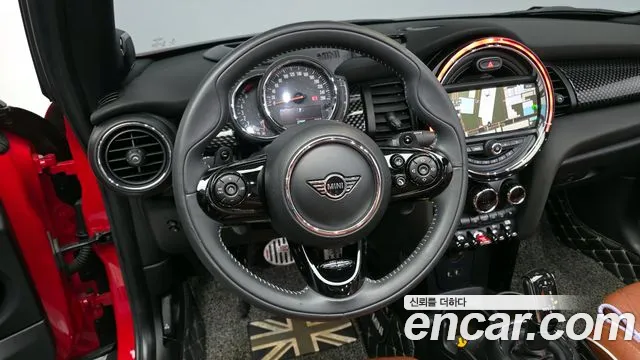 Mini Cooper Convertible 2020 — фото 18