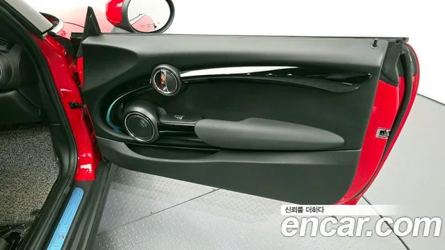 Mini Cooper Convertible 2020 — фото 14