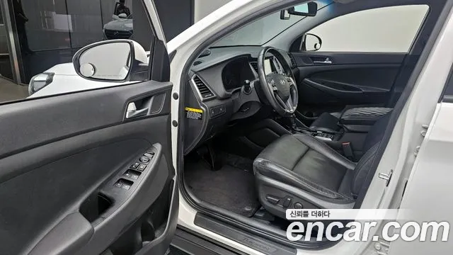 Hyundai Tucson 2016 — фото 13
