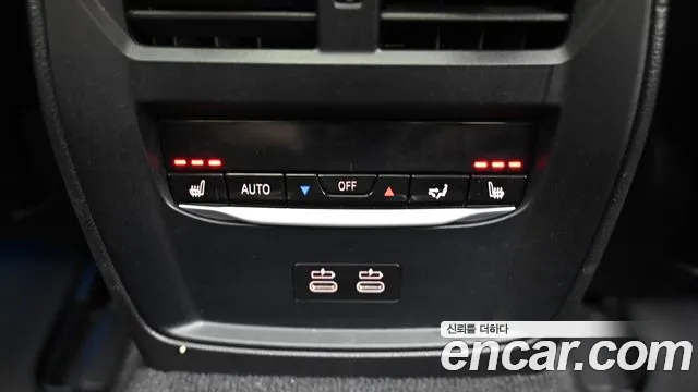 BMW i4 2024 — фото 17