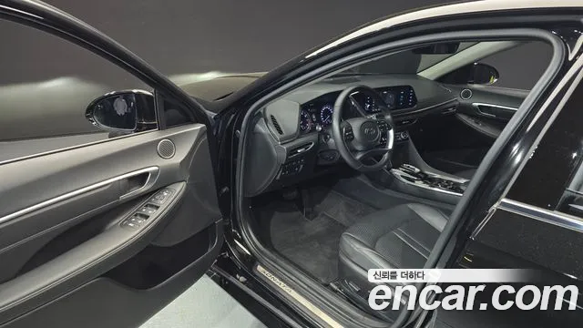 Hyundai Sonata 2022 — фото 10