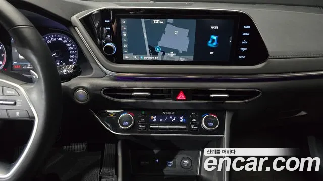 Hyundai Sonata 2022 — фото 14
