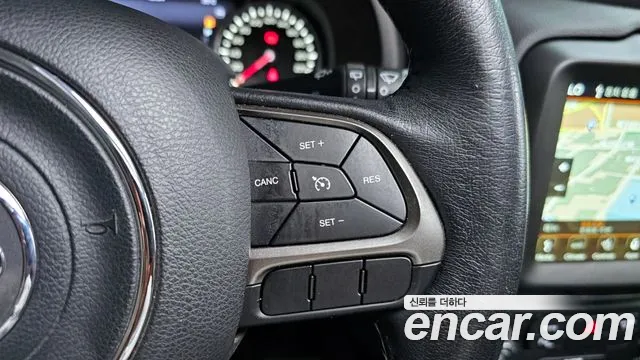 Jeep Renegade 2020 — фото 16