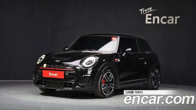 Mini Cooper 2019 — фото 1