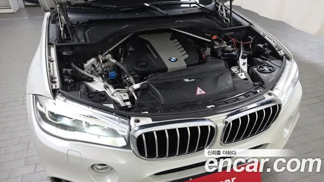 BMW X6 2015 — фото 6