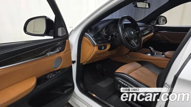 BMW X6 2015 — фото 10