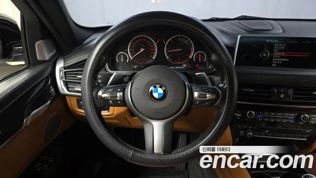 BMW X6 2015 — фото 14