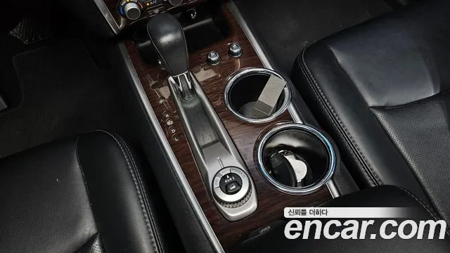 Nissan Pathfinder 2016 — фото 11