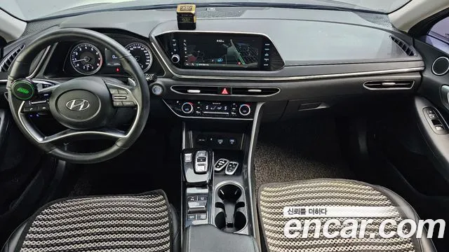 Hyundai Sonata 2020 — фото 10