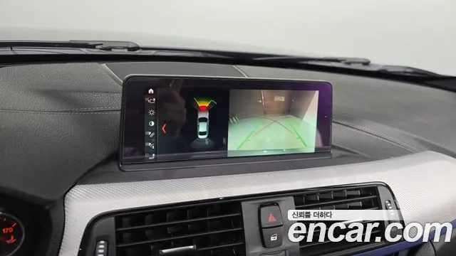 BMW 3-Series 2018 — фото 19