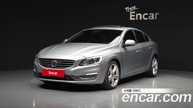 Volvo S60 2017 — фото 1