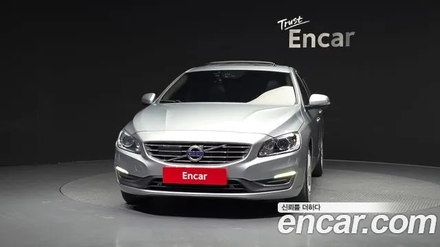 Volvo S60 2017 — фото 3