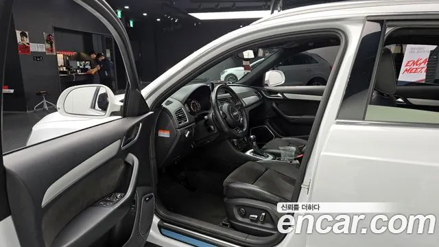 Audi Q3 2015 — фото 10