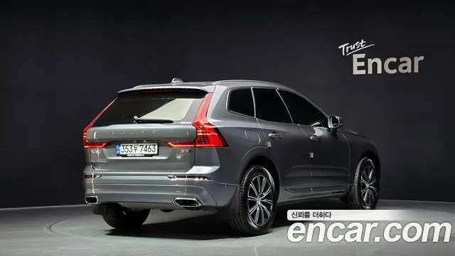 Volvo XC60 2021 — фото 2