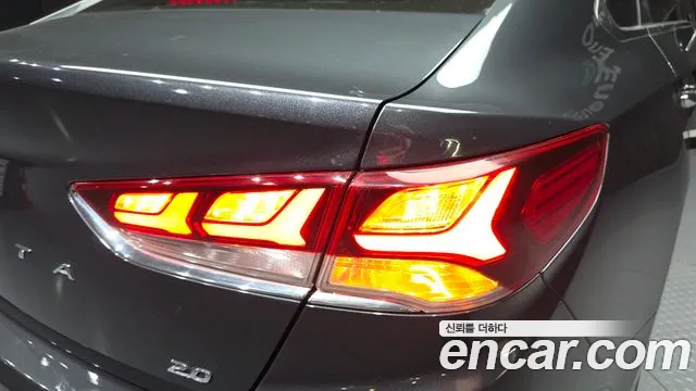 Hyundai Sonata 2019 — фото 9