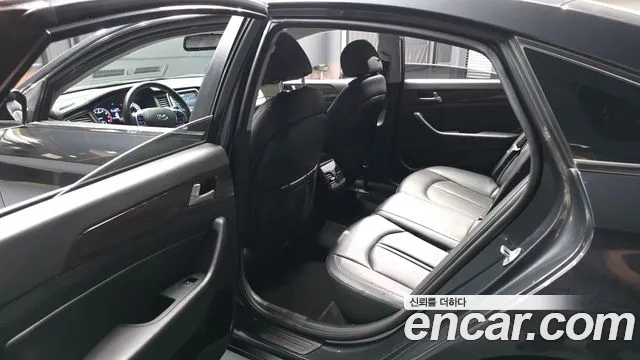 Hyundai Sonata 2019 — фото 16