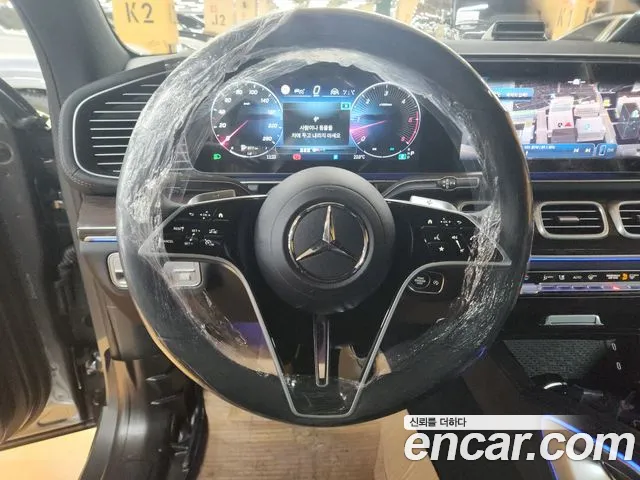 Mercedes-Benz GLE-Class 2026 — фото 11