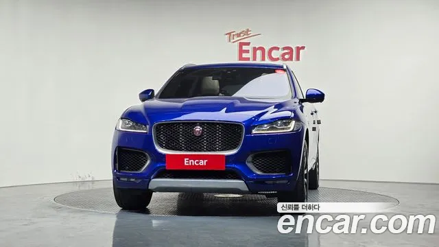 Jaguar F-PACE 2017 — фото 3