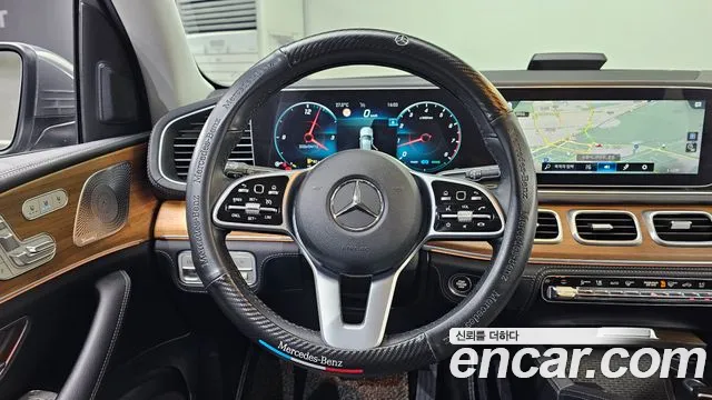 Mercedes-Benz GLE-Class 2019 — фото 19