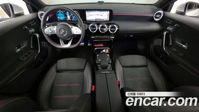 Mercedes-Benz A-Class 2021 — фото 10
