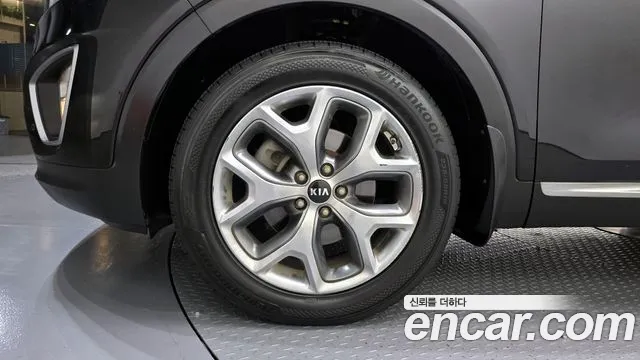 Kia Sorento 2015 — фото 7
