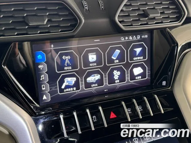 Lamborghini Urus 2020 — фото 14
