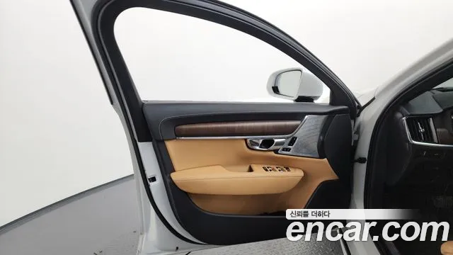 Volvo S90 2021 — фото 14