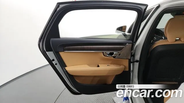 Volvo S90 2021 — фото 15