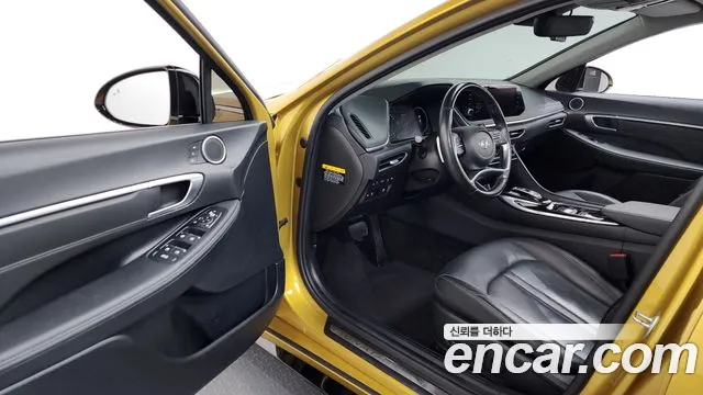 Hyundai Sonata 2020 — фото 10