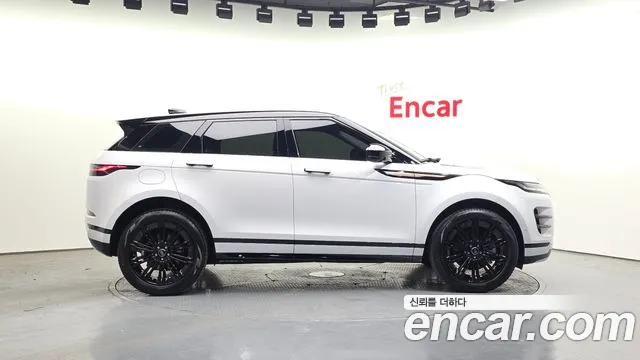 Land Rover Range Rover Evoque 2025 — фото 6