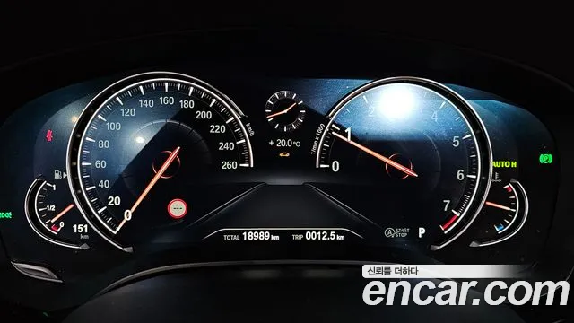 BMW 5-Series 2018 — фото 10