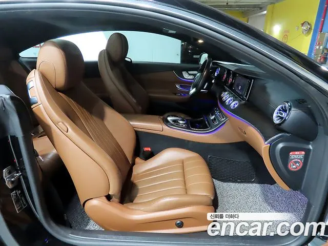 Mercedes-Benz E-Class 2019 — фото 11