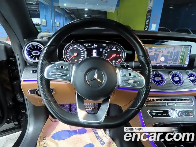 Mercedes-Benz E-Class 2019 — фото 12