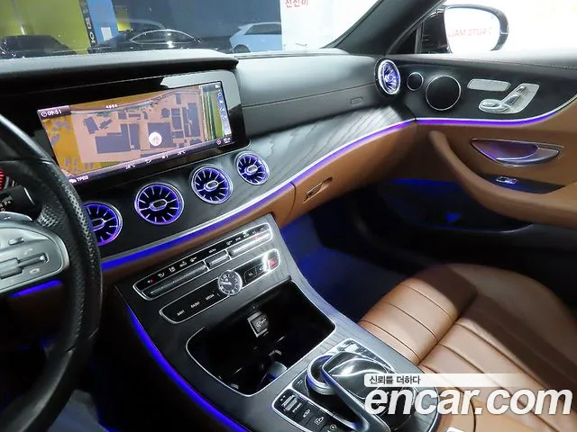 Mercedes-Benz E-Class 2019 — фото 13