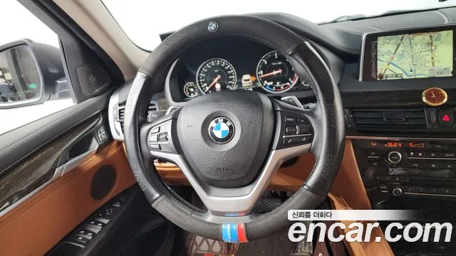 BMW X6 2016 — фото 12