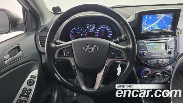 Hyundai Accent 2019 — фото 14