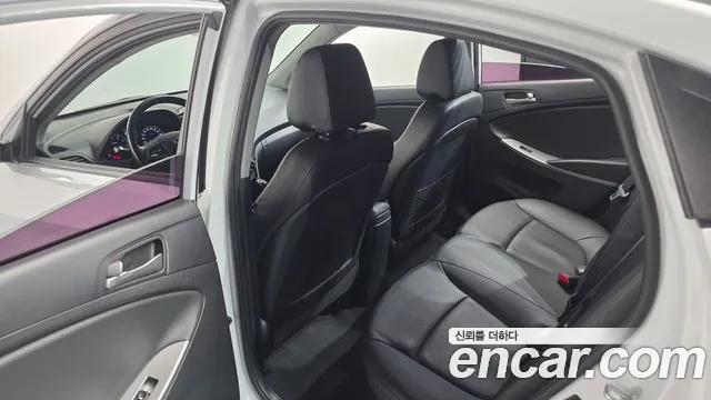 Hyundai Accent 2019 — фото 18