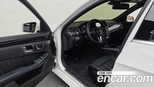 Mercedes-Benz E-Class 2016 — фото 10