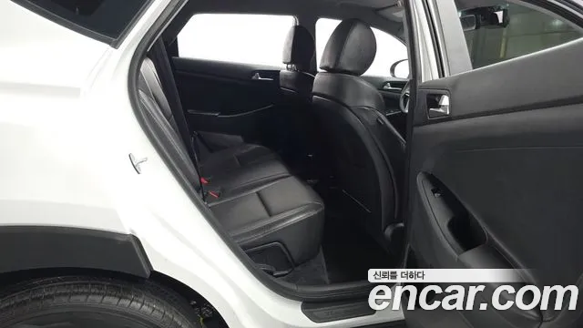 Hyundai Tucson 2020 — фото 18