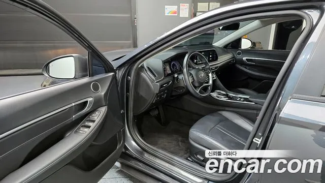 Hyundai Sonata 2022 — фото 13