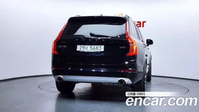 Volvo XC90 2018 — фото 4