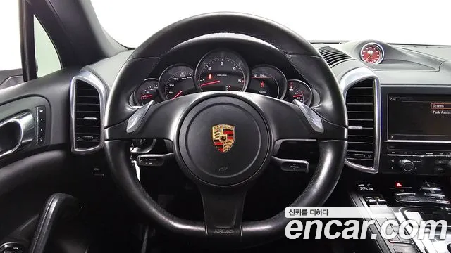 Porsche Cayenne 2013 — фото 14