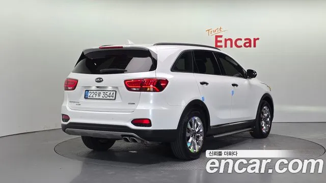 Kia Sorento 2018 — фото 2
